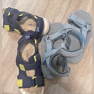 2 pairs of pre loved cat & jack sandals